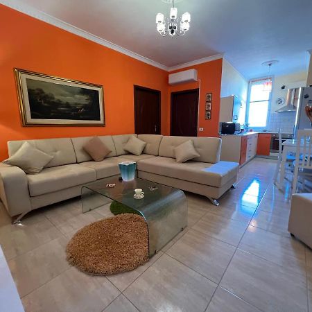 City Center Apartment In Szkodra Zewnętrze zdjęcie