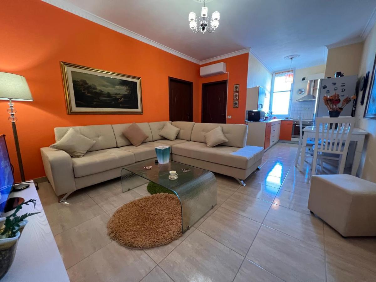 City Center Apartment In Szkodra Zewnętrze zdjęcie